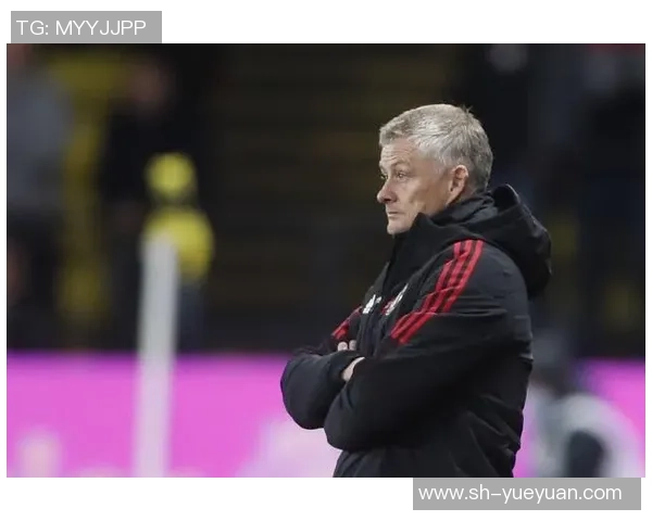 中国足球球星的一天:训练、比赛与生活的背后故事与心路历程 中国足球球星的一天:训练、比赛与生活的背后故事与心路历程