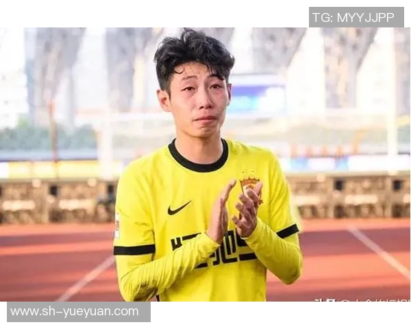 与中国解约的足球球星引发热议原因及未来发展趋势分析