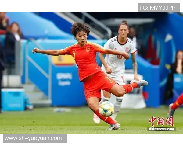 王霜：从青涩球员到中国女足核心力量的成长历程与成就分析