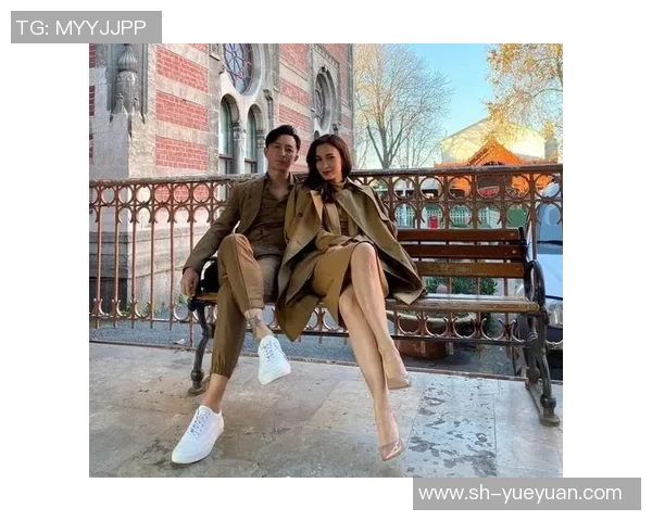 足球球星女友为爱侣庆生 甜蜜祝福引发粉丝热议 足球球星女友为爱侣庆生 甜蜜祝福引发粉丝热议